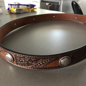 Leather belt size 46 women’s simpli clothes size18
